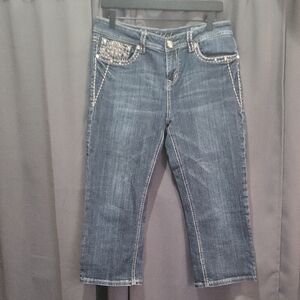 L.A. Idol Denim Blingy Capri Jeans